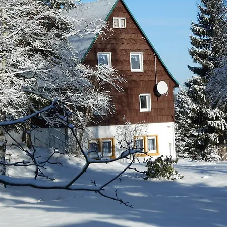 Haus Pentacon Guest house