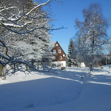 Haus Pentacon 3*
